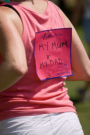 A runner in the Cambridge 2006 Race for Life w...