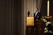 Cucu mendiang George H.W. Bush George P. Bush berbicara selama kebaktian gereja di Houston pada 6 Desember 2018