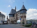 Brückentor an der Moselbrücke in Trarbach