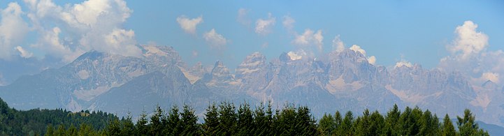 Il gruppo del Brenta dal Monte Bondone