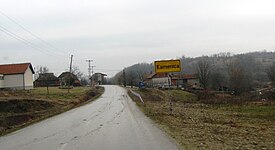 Entrada da vila de Kamenica