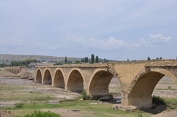 295. Мост через реку Гюльгерычай. Дагестан. Автор — Плешков