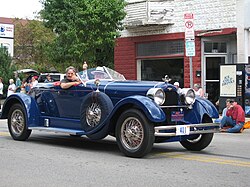 Duesenberg Model X Boattail Roadster mit McFarlan-Karosserie