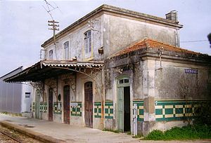 Apeadeiro de Arazede, em 2007