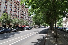 Avenue Montaigne, Paris 8e.jpg