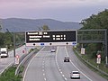 LED-Wegweiser (dWiSta) am Darmstädter Kreuz