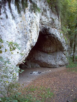 Der Eingang der Bittelschießer Höhle