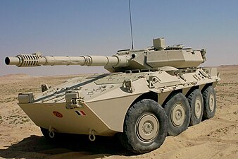 Centauro B1, en blandning av en pansarbil och pansarvärnskanonvagn.