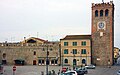 Piazza e torre civica