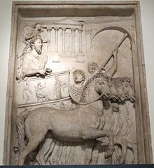 Marcus Aurelius celebrating his Roman triumph in 176 AD over the enemies of the Marcomannic Wars, from his now destroyed triumphal arch in Rome, Capitoline Museums, 176-180 AD Rilievo da monumento onorario di Marco Aurelio trionfo, 176-180.JPG