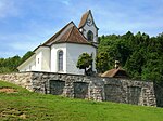 Katholische Pfarrkirche St. Verena mit Beinhaus und Pfarrhaus