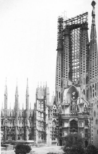 Sagrada Familia a la muerte de Gaudí