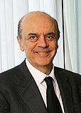 José Serra foi Ex-Secretário do Planejamento, ex-deputado federal constituinte, ex-ministro do Planejamento do Brasil, ex-ministro da Saúde do Brasil, até a eleição presidencial.