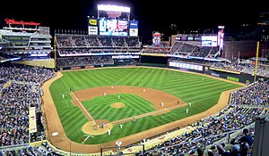 Target Field 2016.jpg