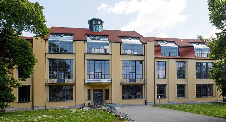 Hauptgebäude der Bauhaus-Universität