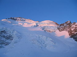 Dôme de Neige des Écrins (vpravo)