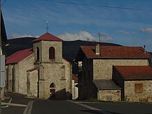 Ang Simbahan sa Saint-Pierre-la-BourlHhonne