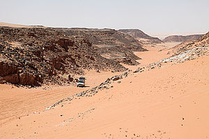 Fahrt durch den Aqaba-Pass