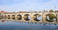 Le pont sur la Saône à Gray.