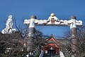 Sanmon with the statue in the background