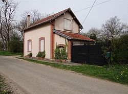 Skyline of Le Gué-de-Longroi