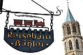 Nasenschild eines Reisebüros in Rottweil (2017)