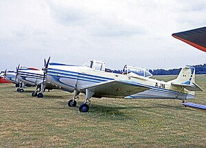 Tři Nord 3202B Francouzské armády na letišti britského Army Air Corps Middle Wallop, 1969