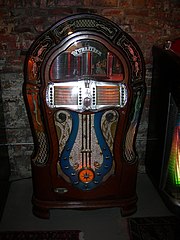 Juke-box Wurlitzer 1080/1080A de 1947 - 24 sélections.