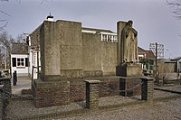 Monumento Pedro Donders por Karel Lücker (1933) no Pavilhão Peerke Donders em Tilburg Norte