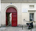 No 18 : portail de l'hôtel d'Aguesseau.