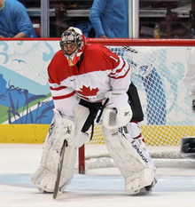 Photographie de Luongo avec le Canada en 2010