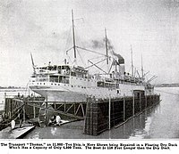 V suchém doku (rok 1916)