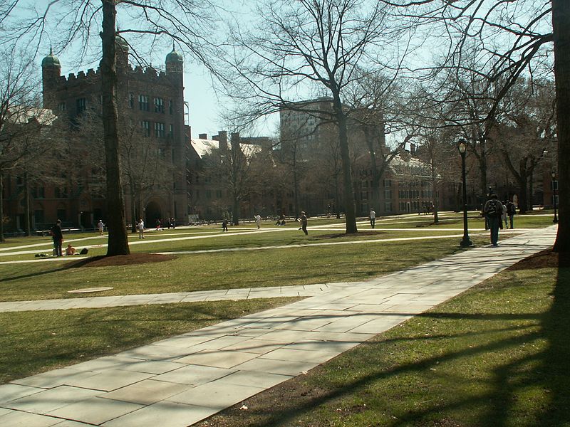 Datei:Yale Old Campus.jpg
