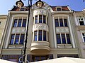 Bay window detail