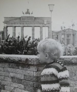 Berlin Baby-Wall 1968 on the east side. A smal...