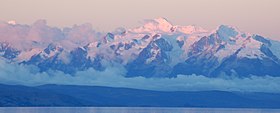 Vue de l'Ancohuma dans la cordillère Royale au-dessus du lac Titicaca.