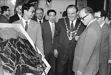 Bundesarchiv Bild 183-1987-0610-024, Berlin, Besuch Zhao Ziyang.jpg