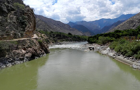 Le Río Marañón à son entrée dans le département.