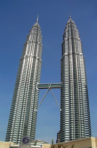 Image:KLCC twin towers1.JPG