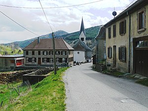 Entrée du village de Linthal par la face nord
