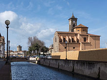 Navicelli channel Livorno Canale Navicelli 1.jpg