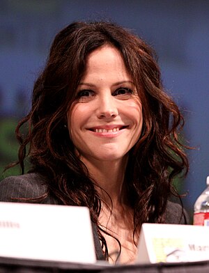 English: Mary-Louise Parker at the 2010 Comic ...