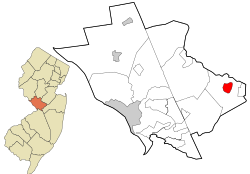 Hightstown highlighted in Mercer County. Inset map: Mercer County highlighted in the State of New Jersey.