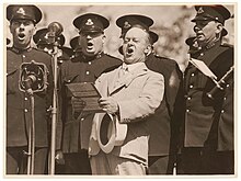 Peter Dawson singing with New South Wales Police, 1930's Sam Hood.jpg
