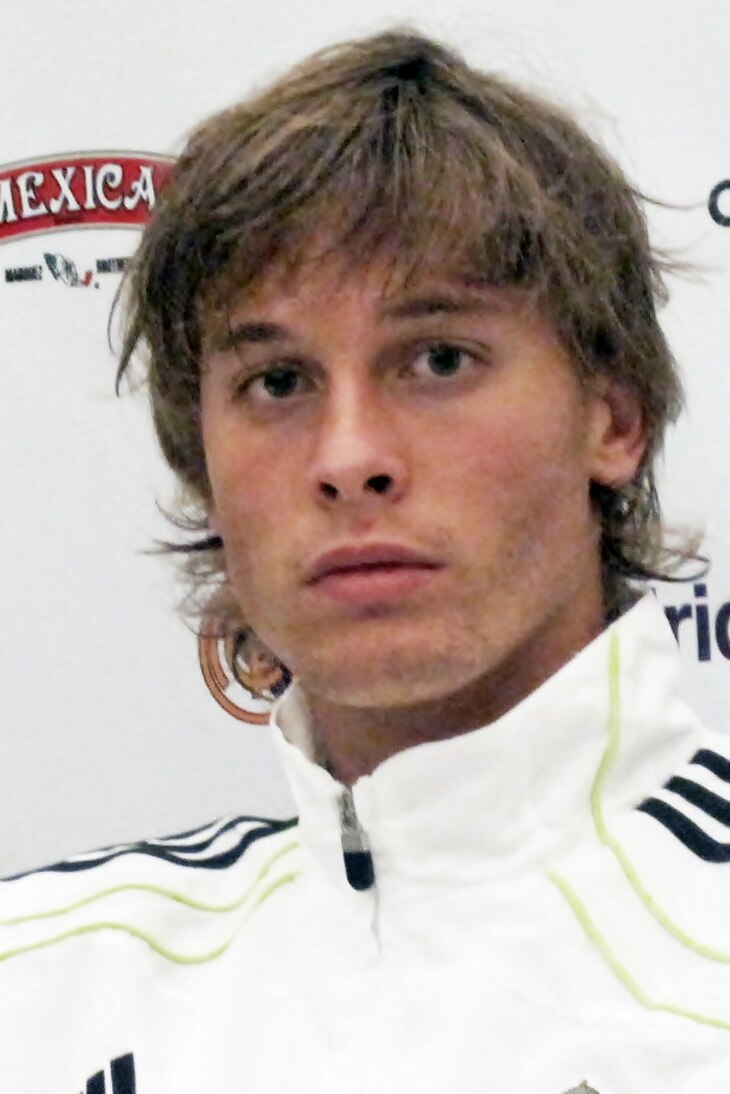 Ficheiro:Sergio Canales.jpg