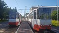 Peruskorjaamaton Tatra KT4D 170 linjalla 2 ja KT6TM 102 linjalla 1 Koplissa.