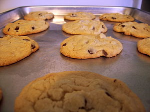 Toll House cookies cooling on baking sheet