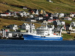 Tróndur í Gøtu landar til Varðan Pelagic á Tvøroyri