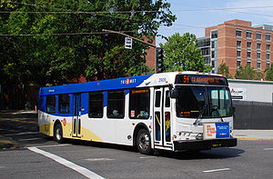 English: Bus 2909 of TriMet, the public transi...