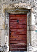 Porte d'accès à la tour de la Maison Castet.